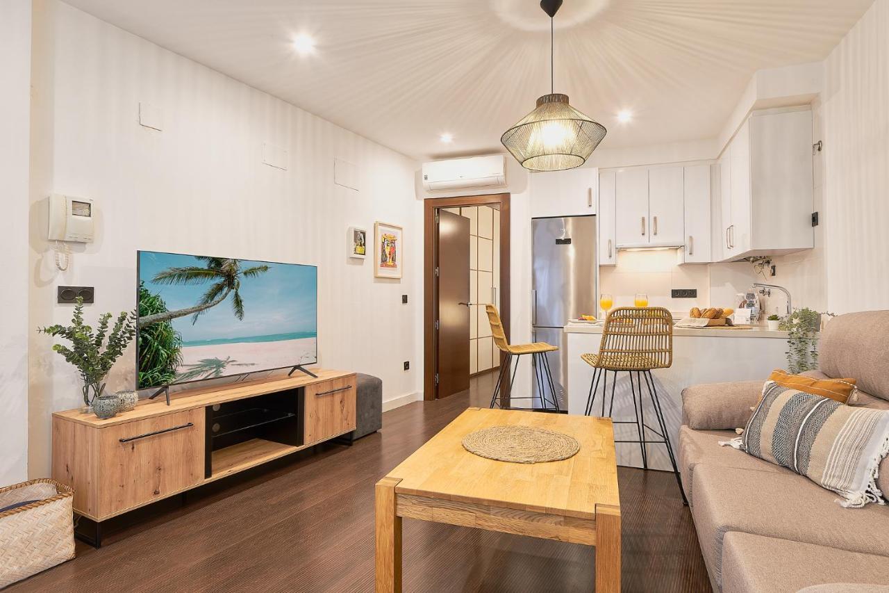 Sunset Apartment - City Center Malaga Bagian luar foto